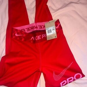 Nike Women's Red and Pink leggings